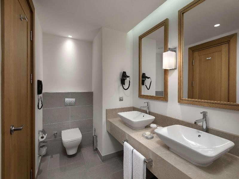 Titanic Luxury Collection Bodrum - Oda