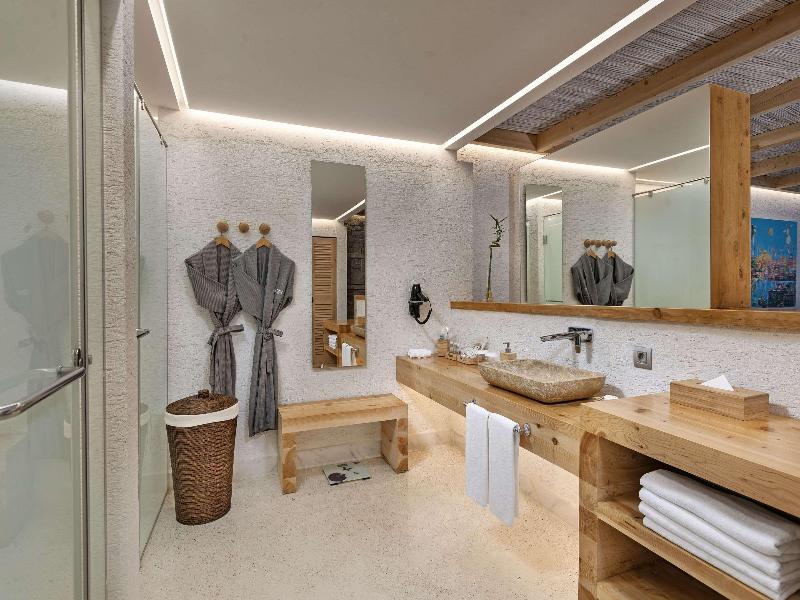 Titanic Luxury Collection Bodrum - Oda