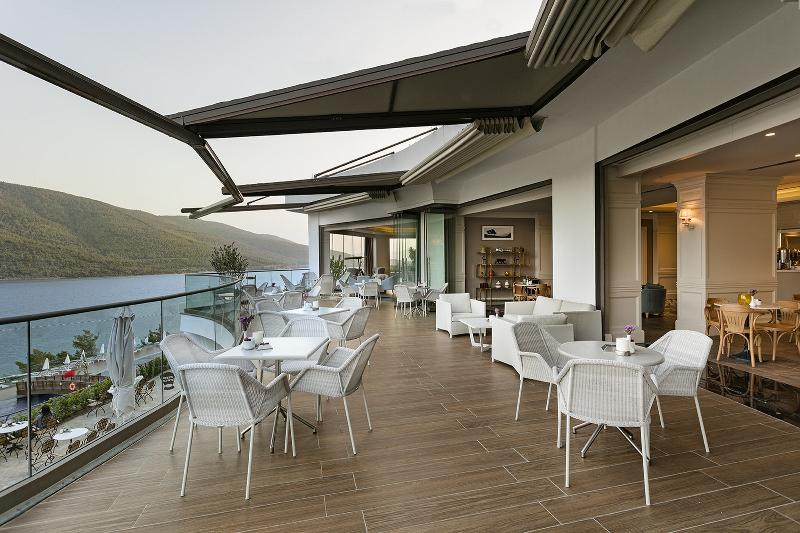 Titanic Luxury Collection Bodrum - Teras