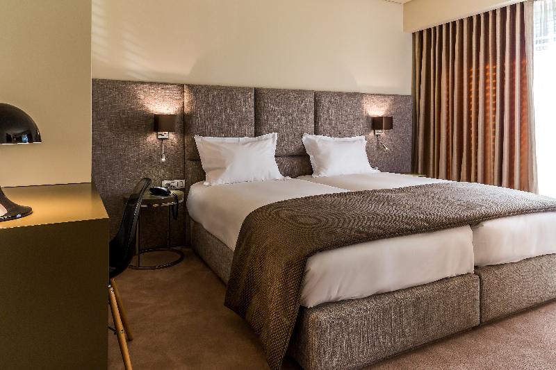4615 Hotel - Oda