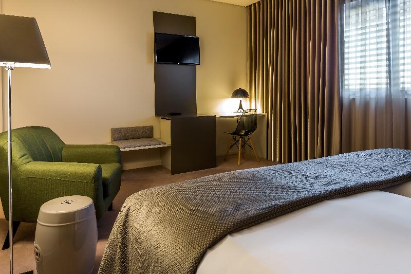 4615 Hotel - Oda