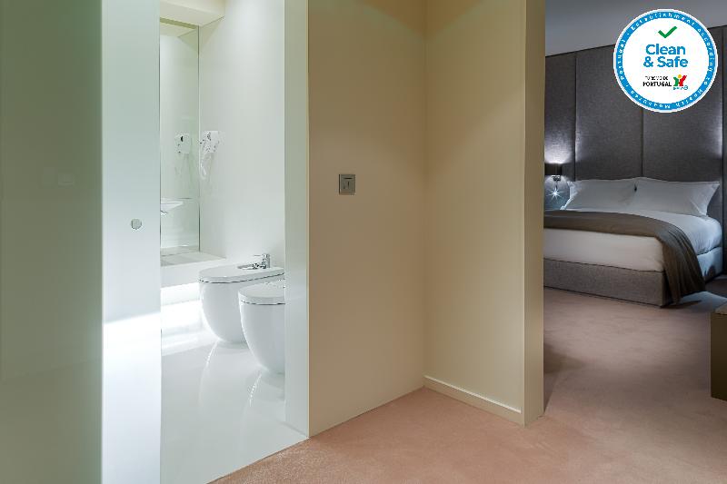 4615 Hotel - Oda