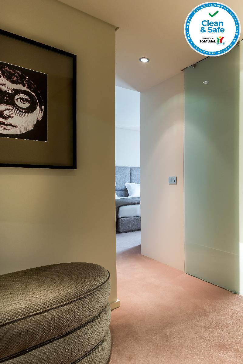 4615 Hotel - Oda