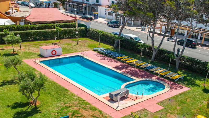 Apartamentos Sol y Mar - Havuz
