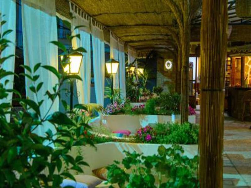 Sirena Beach Hotel - Genel