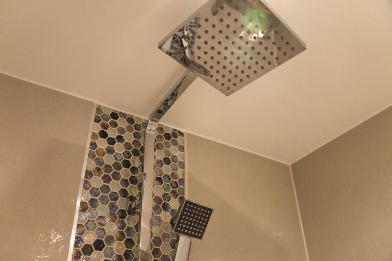 K Hotel - Kensington - Genel