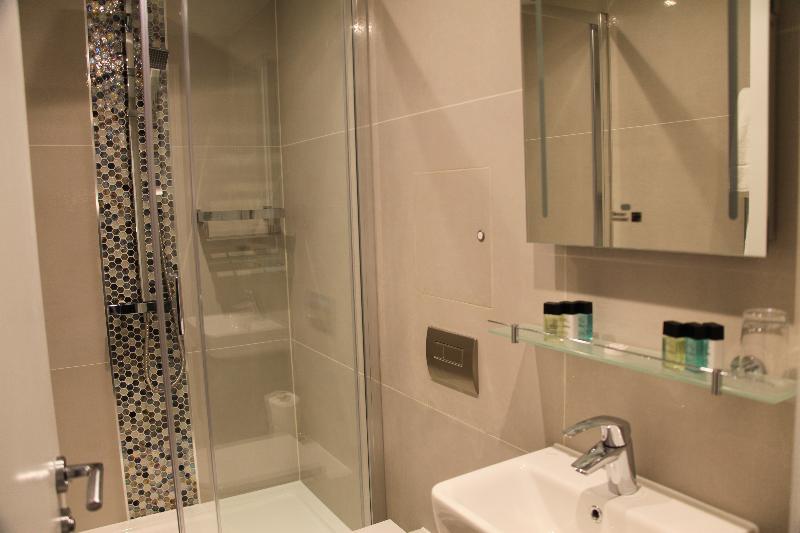 K Hotel - Kensington - Genel