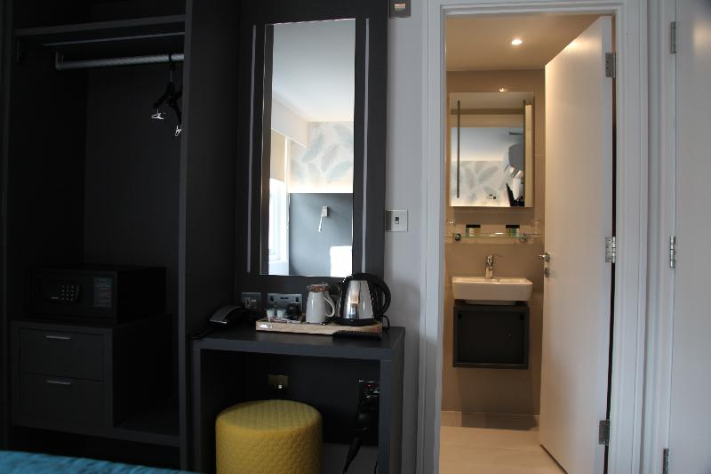 K Hotel - Kensington - Oda