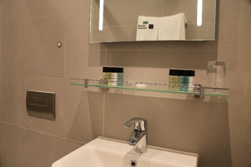 K Hotel - Kensington - Oda
