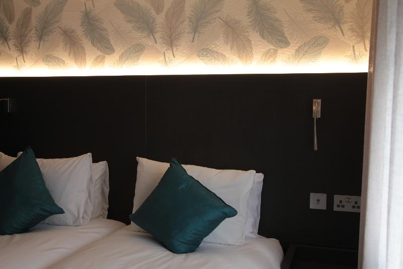 K Hotel - Kensington - Oda