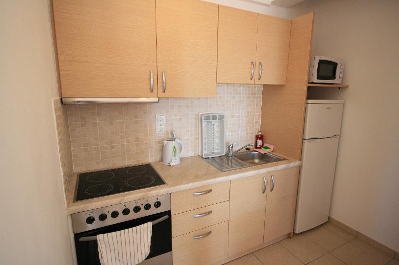 Lagoon View Apartments - Adults Only - Oda