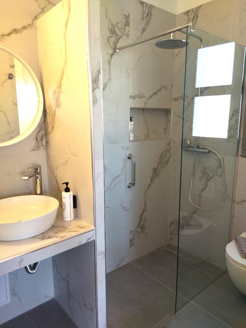Lagoon View Apartments - Adults Only - Oda
