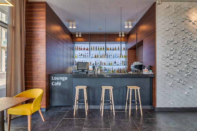 Nyota Hotel & Conference Center - Bar