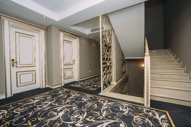 Gold Tbilisi Hotel - Lobi