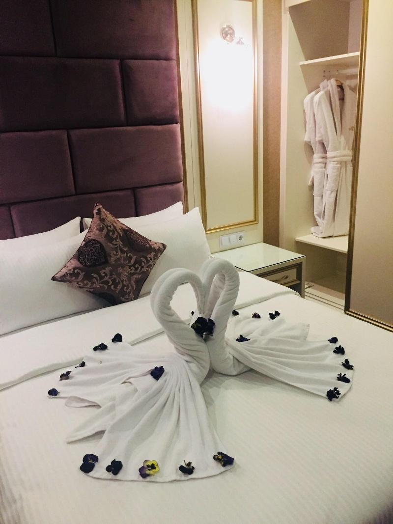 Gold Tbilisi Hotel - Lobi