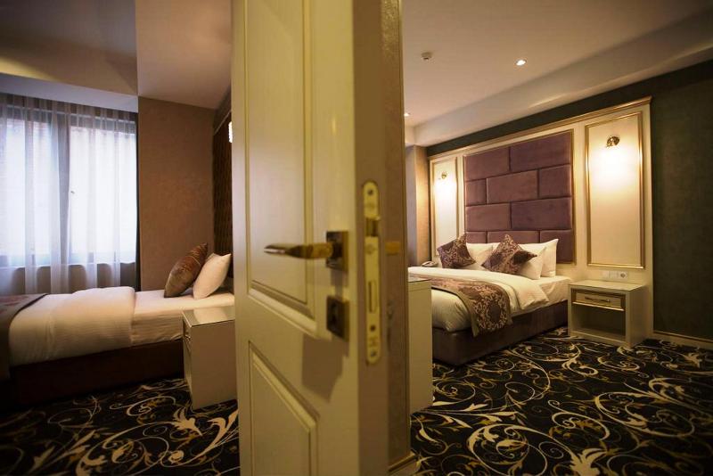 Gold Tbilisi Hotel - Oda