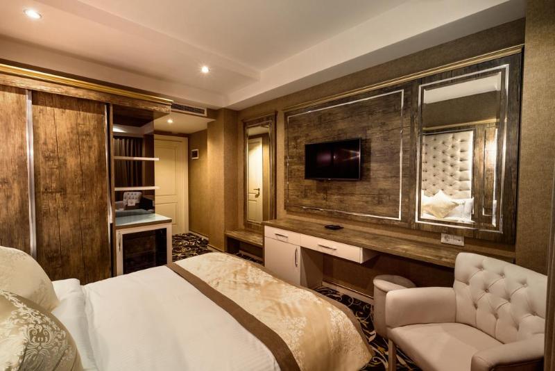 Gold Tbilisi Hotel - Oda