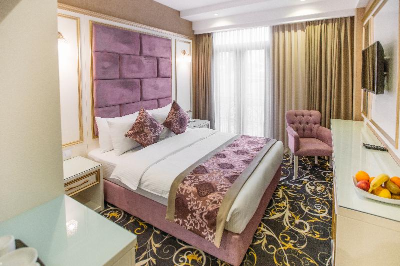 Gold Tbilisi Hotel - Oda