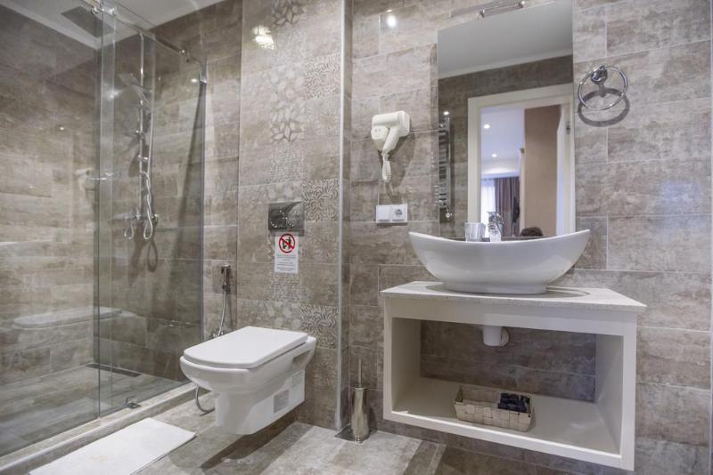 Gold Tbilisi Hotel - Oda
