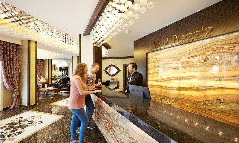 Ideal Piccolo Hotel - Lobi