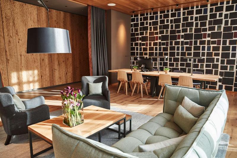 Steigenberger Hotel München - Lobi