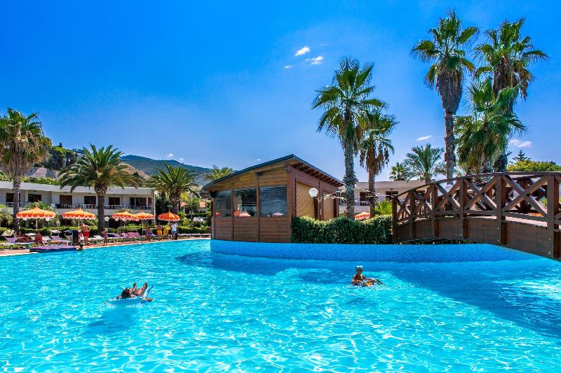 Club residence la castellana Mare - Havuz