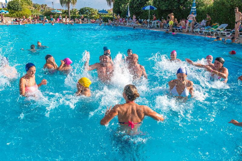 Hotel Club Residence Martinica - Havuz