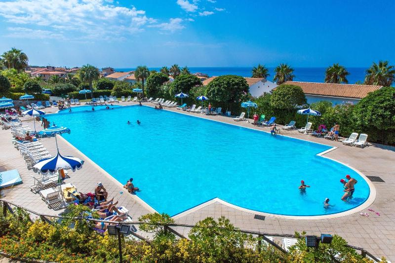 Hotel Club Residence Martinica - Havuz