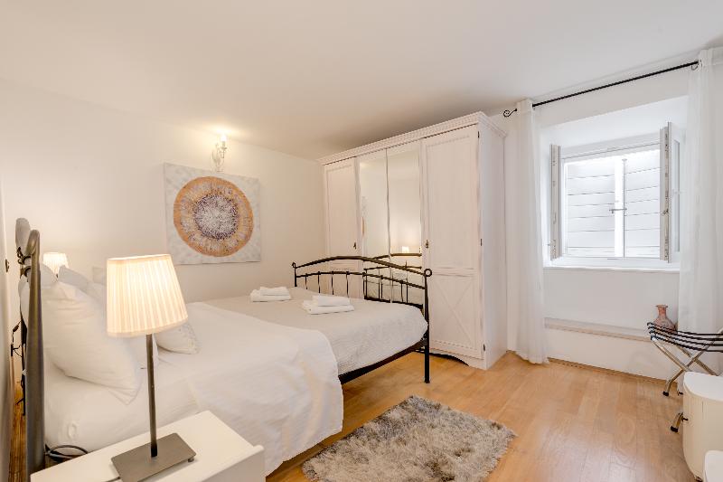 Aurum Templi Suites - Oda