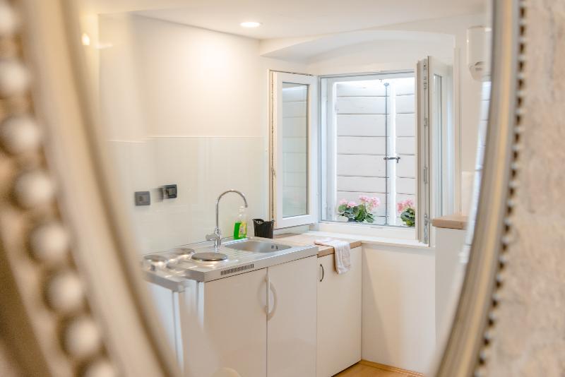 Aurum Templi Suites - Oda