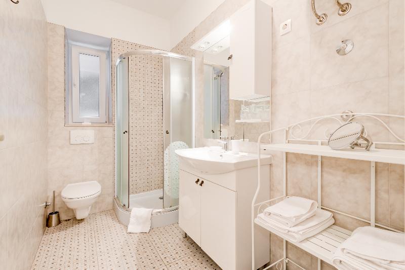Aurum Templi Suites - Oda