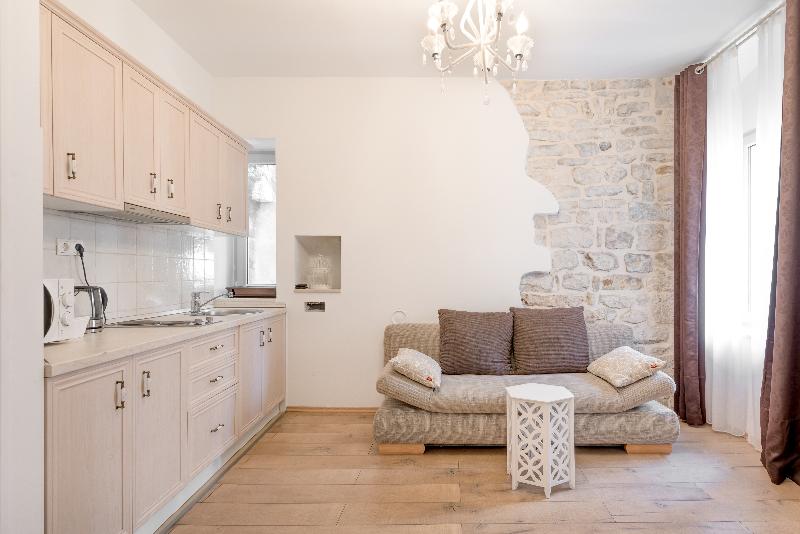 Aurum Templi Suites - Oda