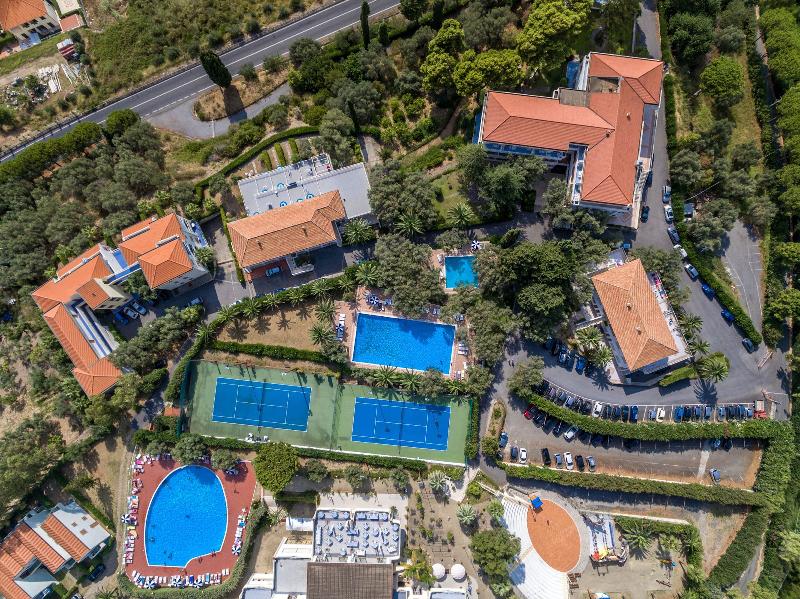 Club Residence La Castellana - Genel