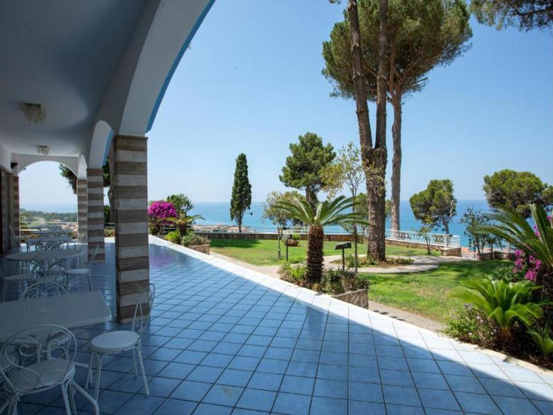 Hotel La Castellana - Genel