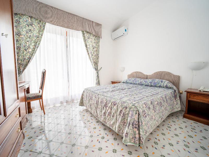 Hotel La Castellana - Oda