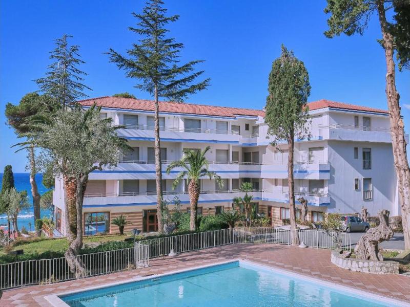 Hotel La Castellana - Havuz