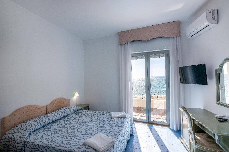 Hotel Poseidon - Oda