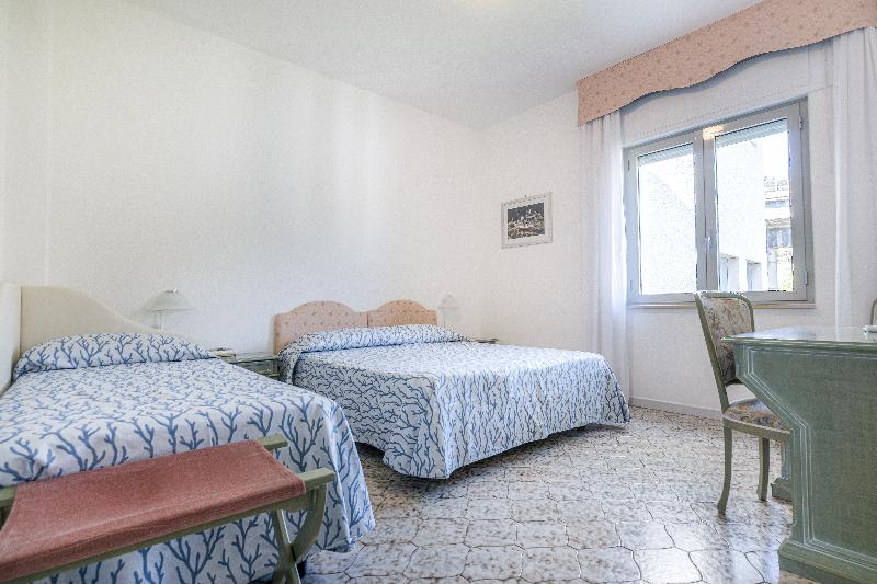 Hotel Poseidon - Oda