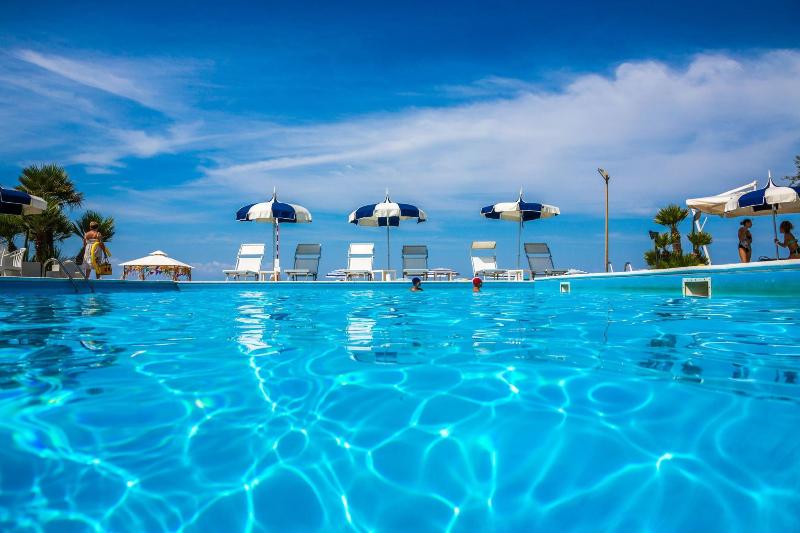 Hotel Poseidon - Havuz