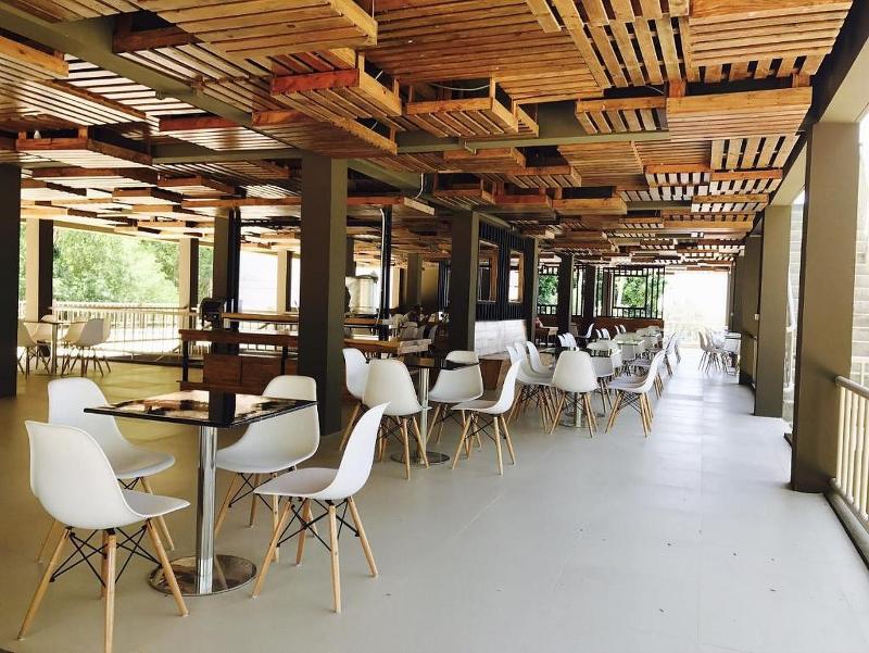 Sealey Resort Koh Larn - Teras