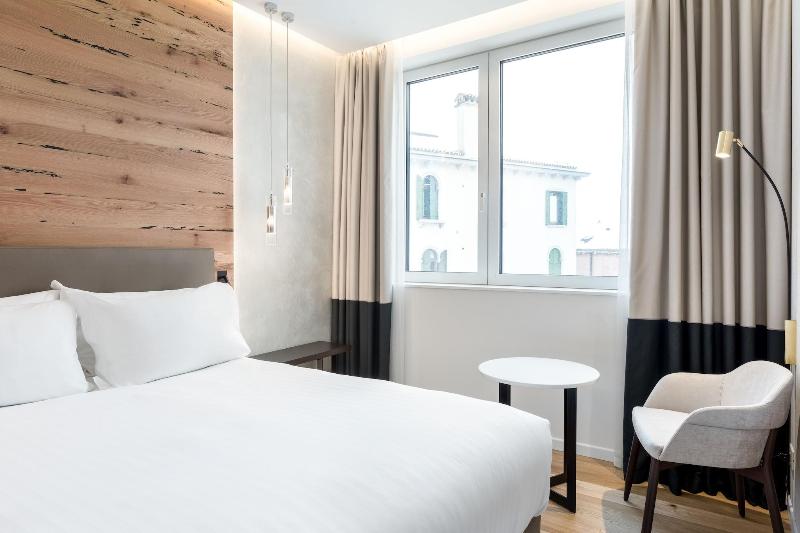 AC Hotel Venezia - Oda