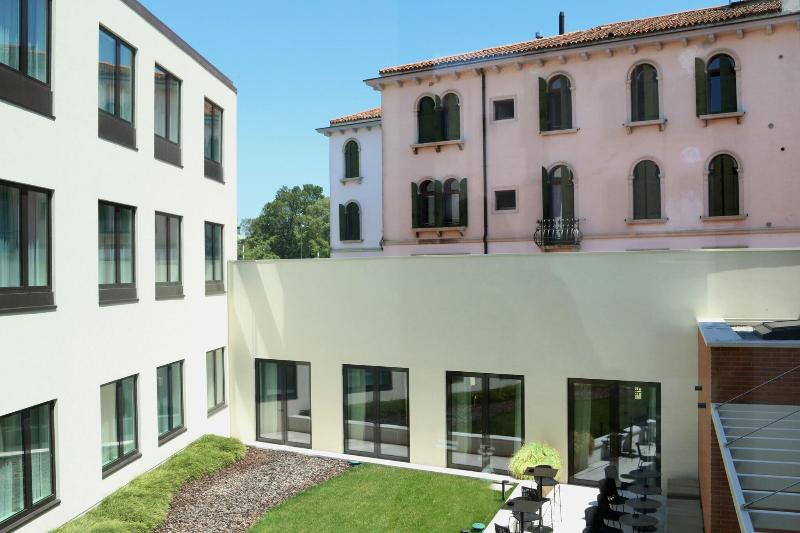 AC Hotel Venezia - Teras