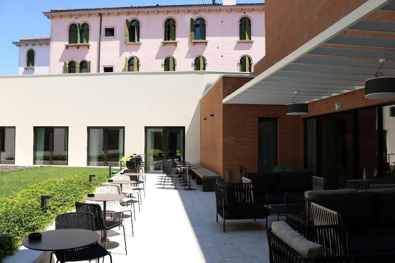 AC Hotel Venezia - Teras