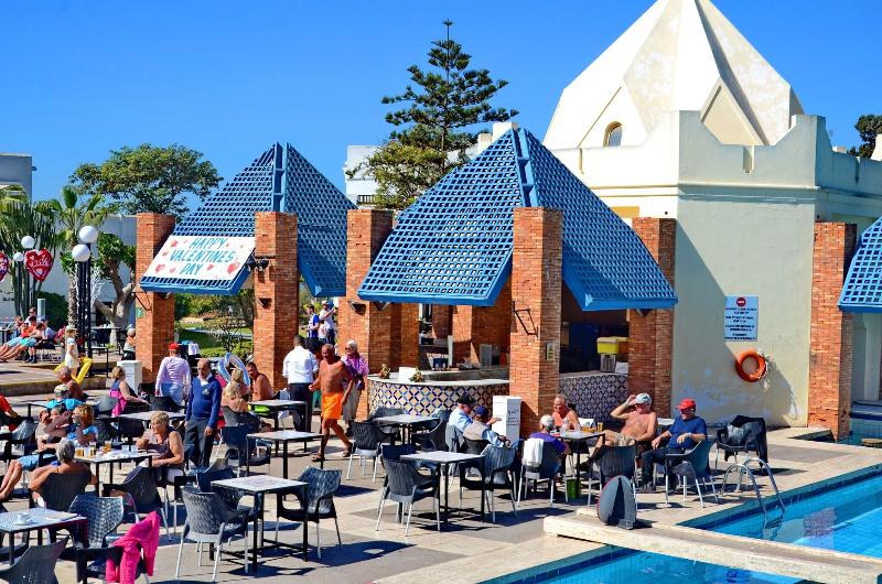 El Pueblo Tamlelt - Bar