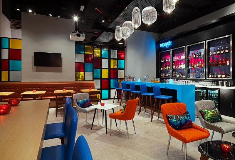 Aloft Palm Jumeirah - Bar