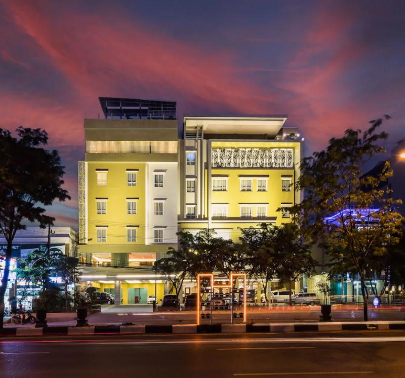 Best World Kindai Hotel - Genel
