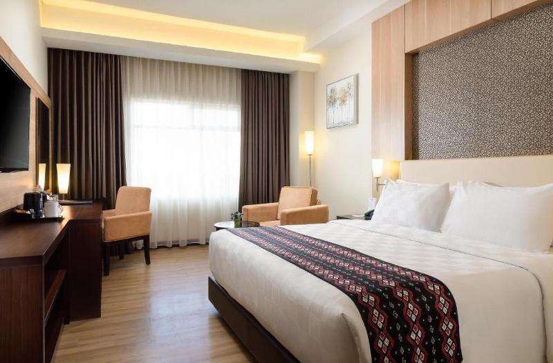 Best World Kindai Hotel - Oda