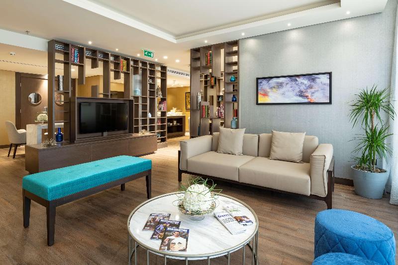 Radisson Blu Hotel, Jeddah Corniche - Bar