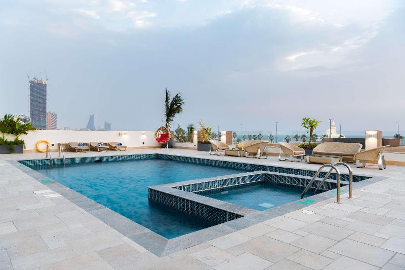 Radisson Blu Hotel, Jeddah Corniche - Havuz