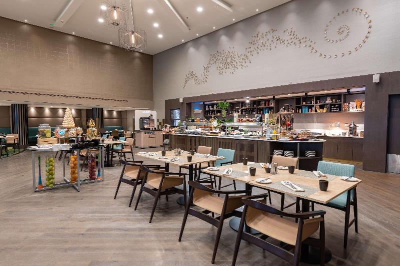 Radisson Blu Hotel, Jeddah Corniche - Restoran
